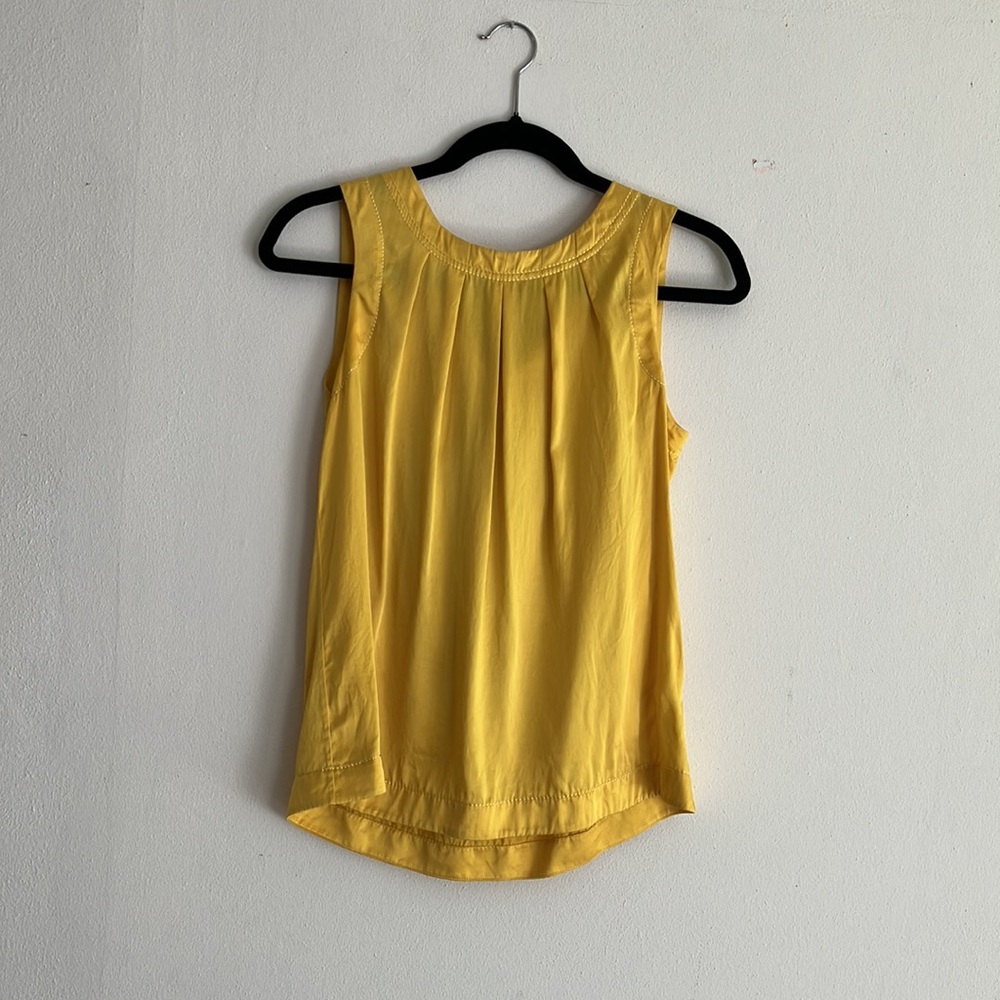 Banana Republic silk top